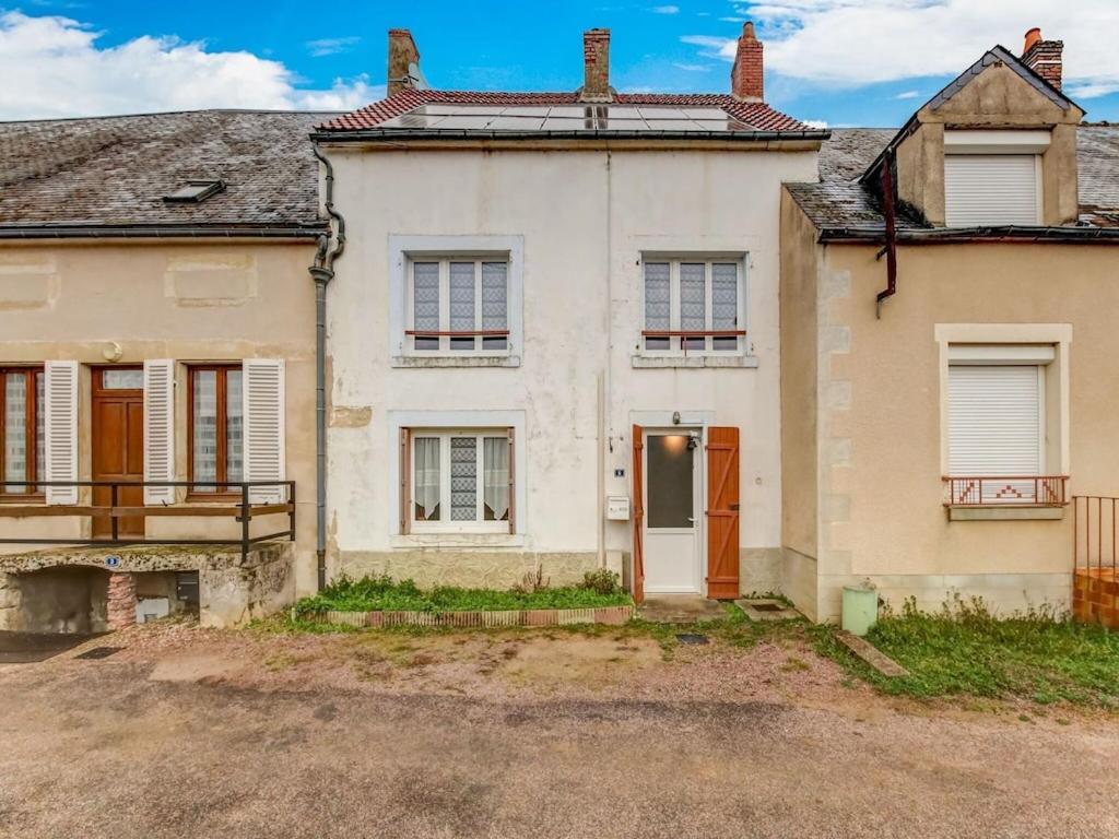 Traditional Holiday Home In Brinon Sur Beuvron エクステリア 写真